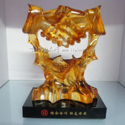 《攜手共進(jìn) 匠心琉璃，禮贊每一次并肩》
